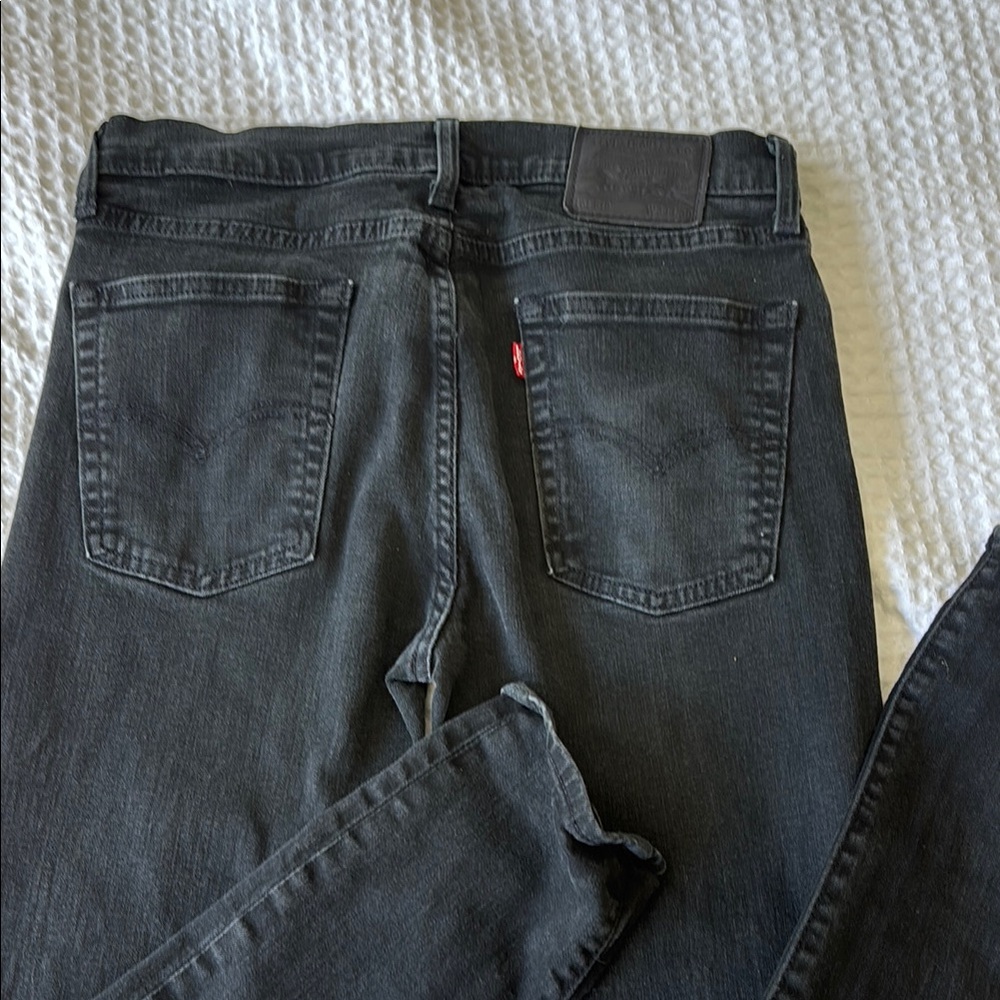 Levi’s Men’s 510 slim fit black jeans 31x30